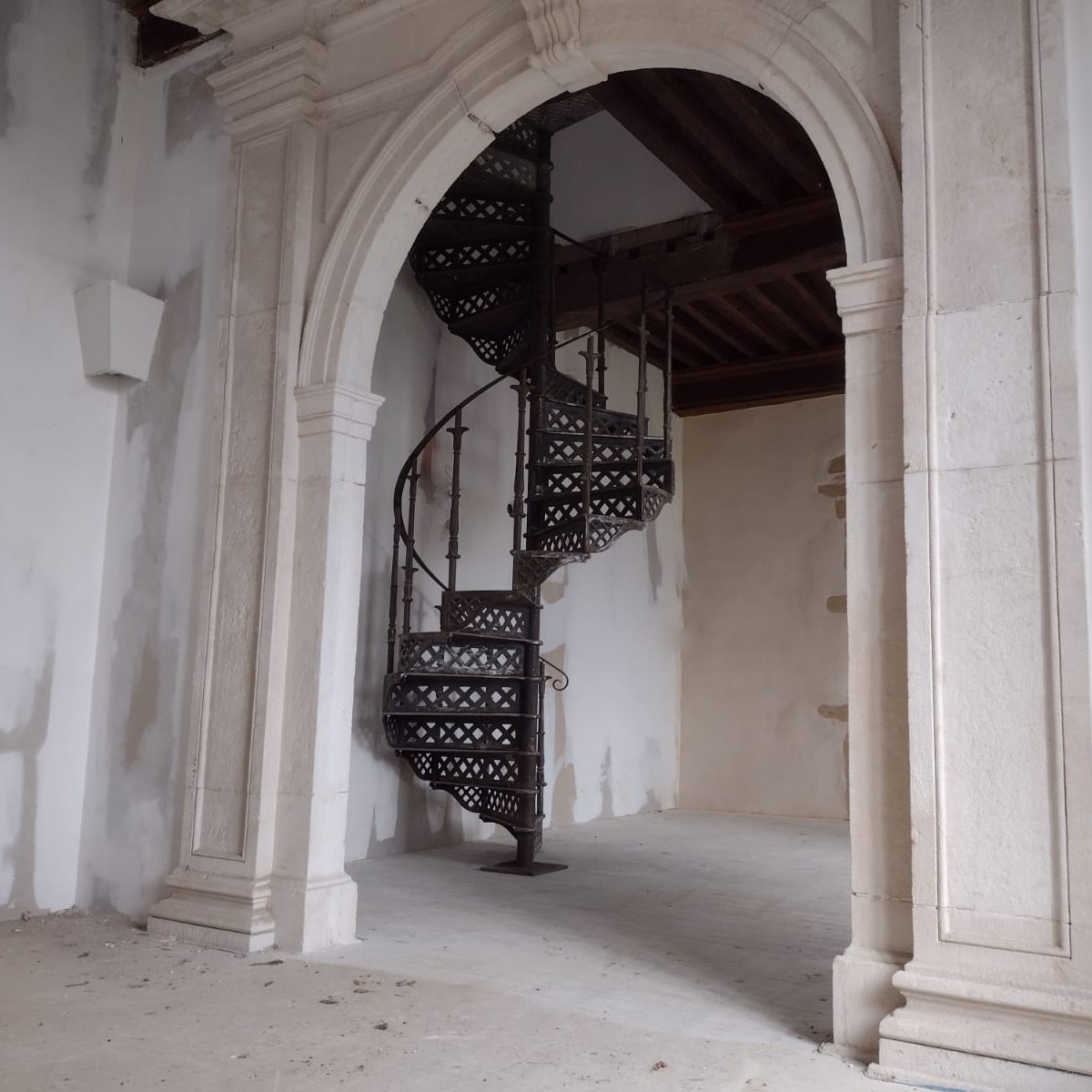 Cast iron spiral staircase model Tours in a castle in France